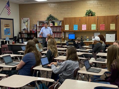 Author Chris Crow talks to students of the writing club 